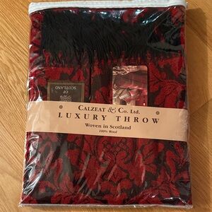 Calzeat Luxury Red and Black Wool Throw
